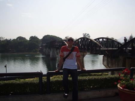 Pont de la rivi&egrave;re Kwa�