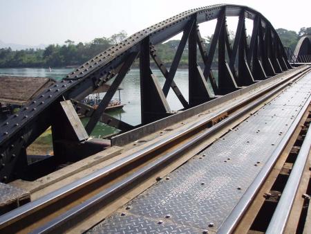 Pont de la rivi&egrave;re Kwa�