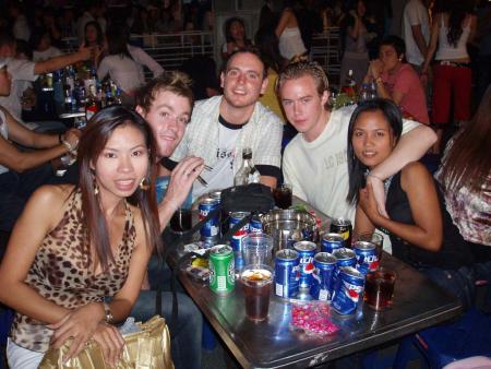 L'assembl&eacute;e...