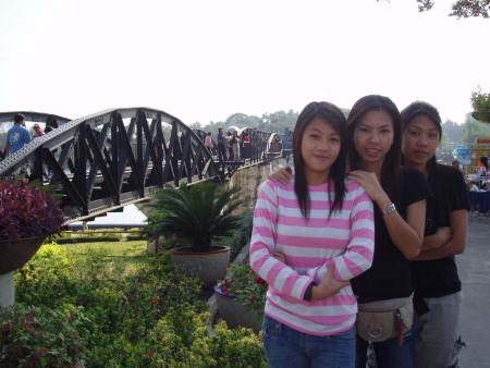 Pont de la rivi&egrave;re Kwa�